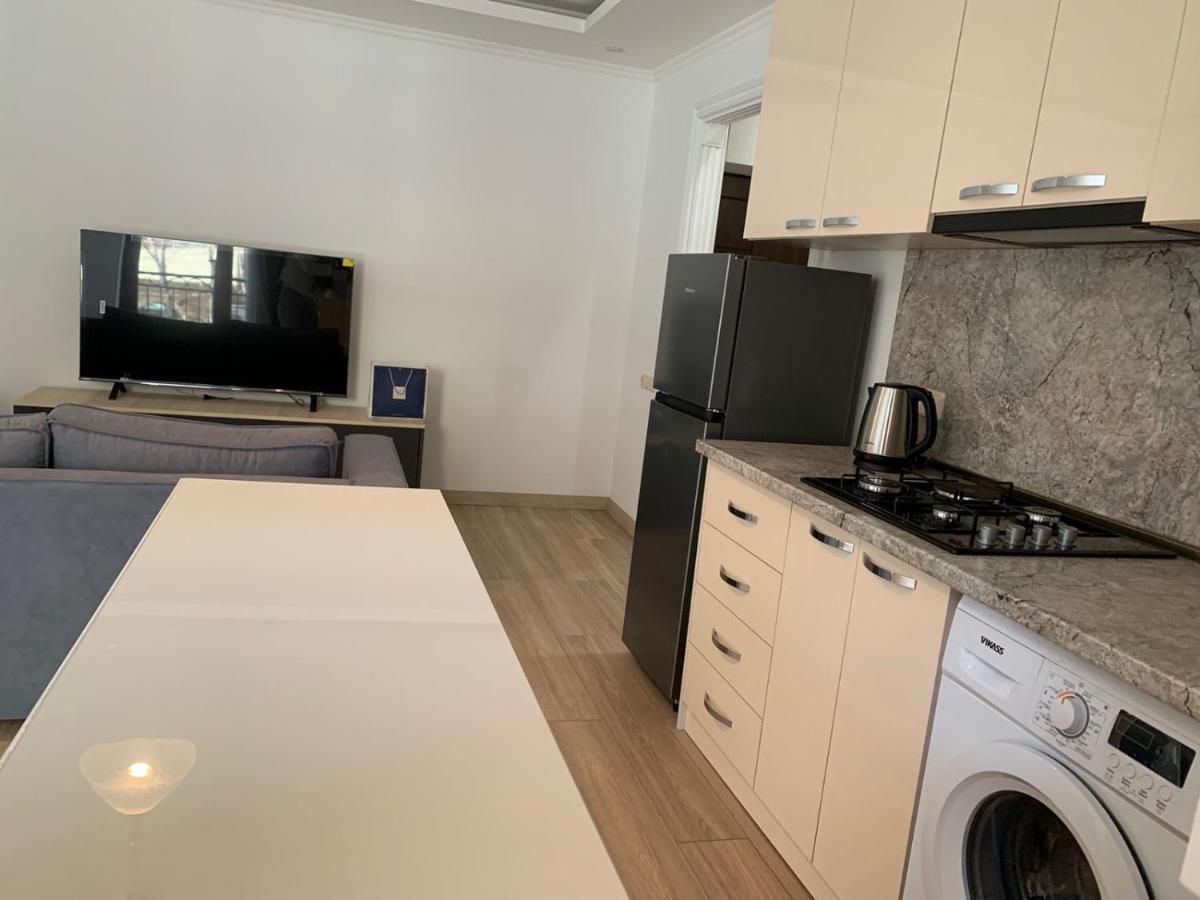 19Tumanyan Excellent Apartment In The Centre Of Capital Erivan Exterior foto