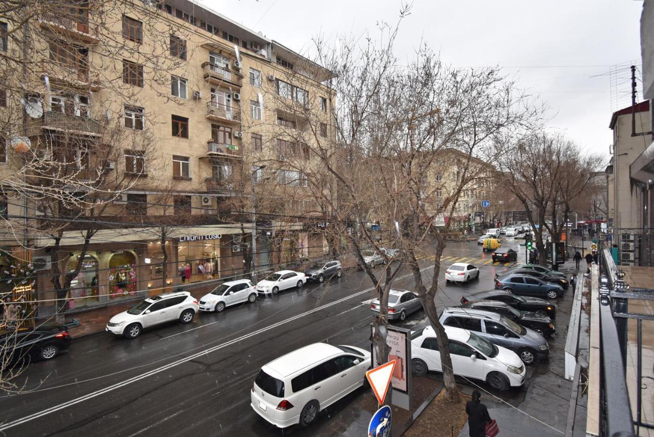 19Tumanyan Excellent Apartment In The Centre Of Capital Erivan Exterior foto
