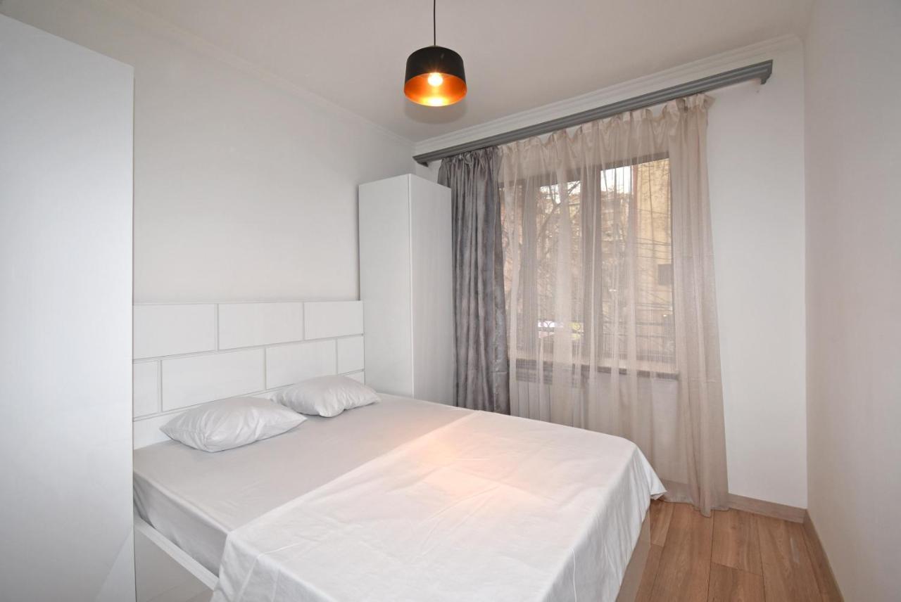 19Tumanyan Excellent Apartment In The Centre Of Capital Erivan Exterior foto